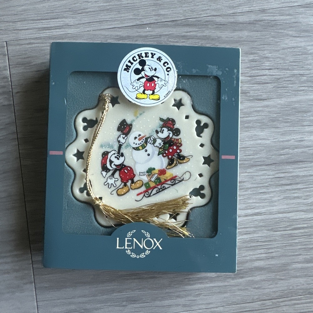 Lenox Disney Season's Greetings Mickey and Minnie Ice Skating Ornament w Box